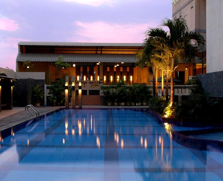호텔 아시아 Surakarta  객실 사진